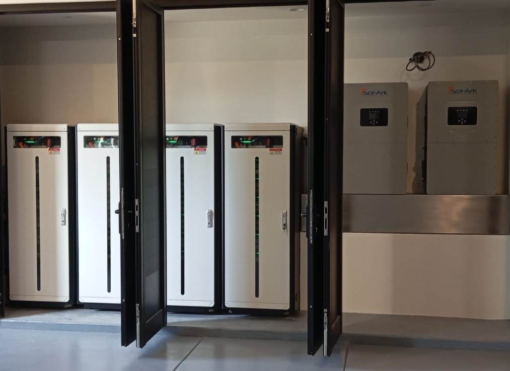 How to Choose the Right Battery Energy Storage System for Your Solar Setup