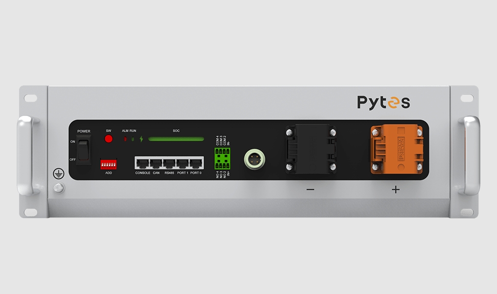 Top 5 Benefits of the Pytes V5° Battery for Residential and Commercial Solar Systems