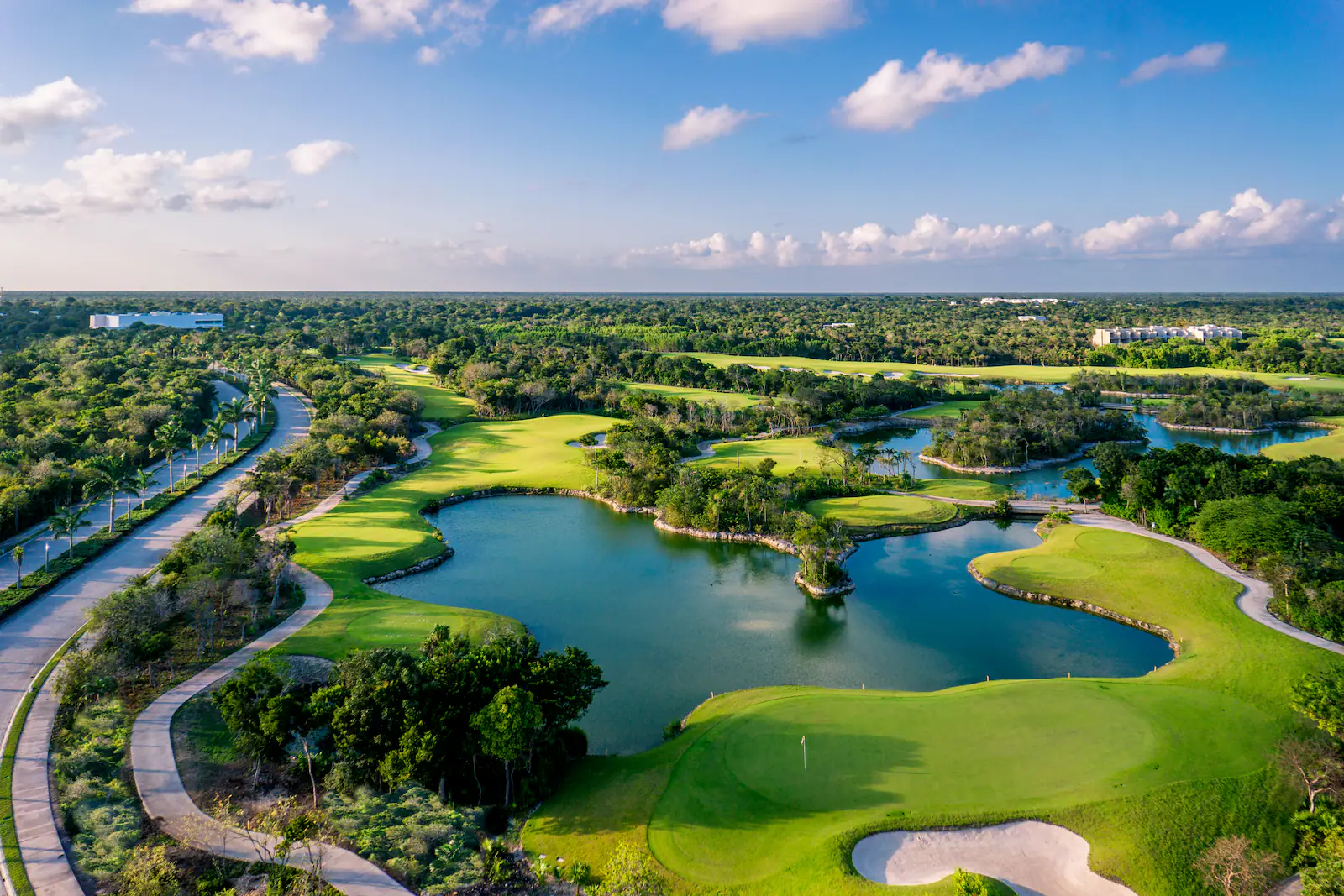 Pytes V16: Powering Tulum Country Club