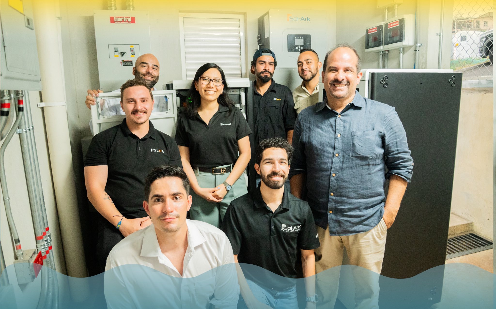 1770688185455784.jpg 515494016_1182312343908527_43173230335393736_n.jpg